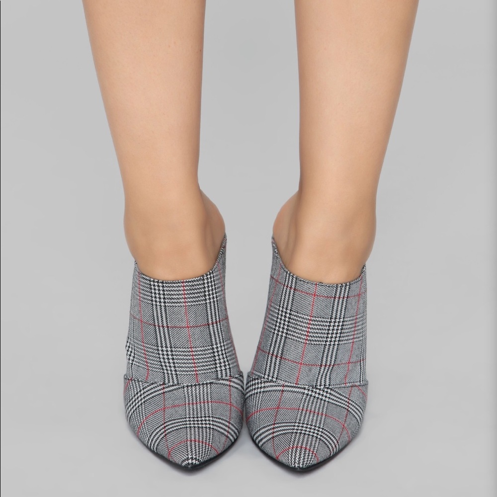 Fashion Nova Give Me The Sass Mule Pump! - Picture 3 of 7